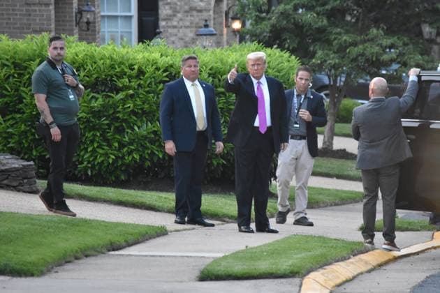 May 25, 2023, Sterling, Virginia, United States: Former President of the United States Donald J. Trump gives a thumbs up to of UNF News prior to getting in his suburban. After 7:30 PM Eastern Time, Thursday evening, Former U.S. President Donald J. Trump departed a rest overnight en route Trump National Golf Club Washington DC in Virginia for a dinner with Boris Johnson at the golf club. Boris Johnson served as Prime Minister of the United Kingdom and Leader of the Conservative Party from 2019 to 2022. Sterling United States - ZUMAs197 20230525_zaa_s197_228 Copyright: xKylexMazzax