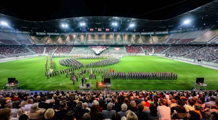 25.05.2023, Klagenfurt, AUT, Unterwegs in Kärnten, MilitaÌˆrmusikfestival 2023 - Klagenfurt, im Bild Übersicht, Stadion, Feature,