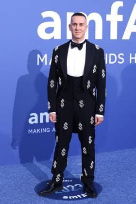 May 26, 2023, Cannes, FRA: Jeremy Scott attends the amfAR Cinema Against AIDS gala during the 76th annual Cannes Film Festival on May 25, 2023 in Cannes, France. ( :DGP ) Cannes FRA - ZUMAs181 20230526_zea_s181_072 Copyright: ximageSPACEx