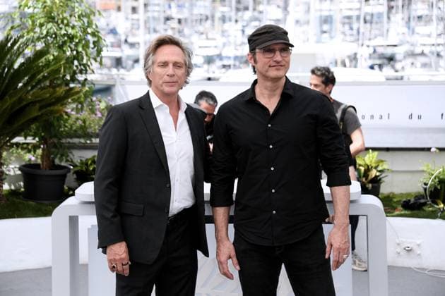 76th Cannes Film Festival 2023, Photocall film Hypnotic . Pictured: William Fichtner, Robert Rodriguez  Copyright: xAlbertoxTerenghi PoolxPhotoxEvenx xPoolxPhotoxEventsx01x IPA_IPA38237274