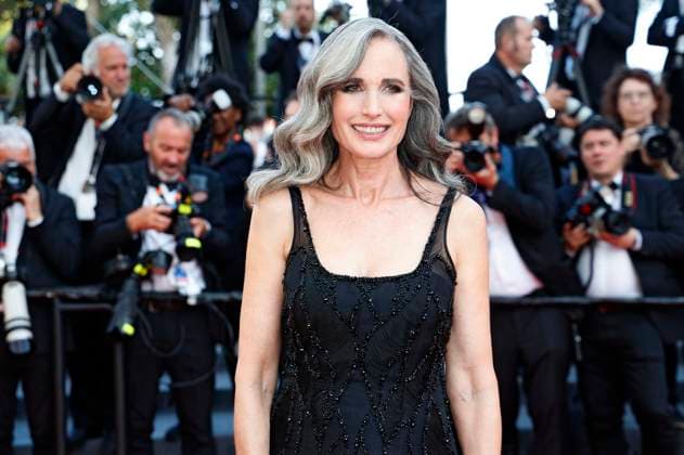 Andie MacDowell bei der Premiere des Kinofilms The Old Oak auf dem Festival de Cannes 2023 76. Internationale Filmfestspiele von Cannes im Palais des Festivals. Cannes, 26.05.2023