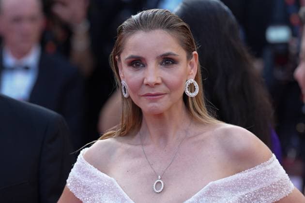 Clotilde Courau CELEBRITES : 76 eme festival de Cannes - Red Carpet du film Â« The Old Oak Â» - Cannes - 26 05 2023 NorbertScanella Panoramic 