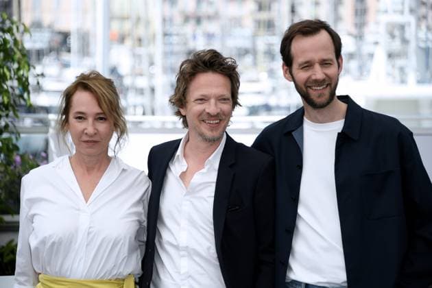 76th Cannes Film Festival 2023, Photocall film L AbbÃ Pierre . Pictured: Emmanuelle Bercot, Frederic Tellier, Benjamin Lavernhe  Copyright: xAlbertoxTerenghi PoolxPhotoxEvenx xPoolxPhotoxEventsx01x IPA_IPA38264554