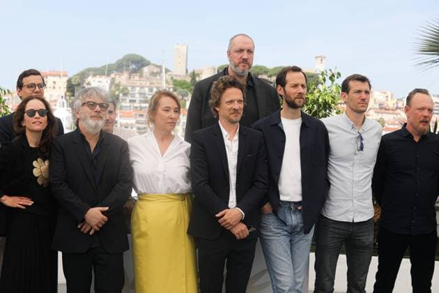 76e Festival International du Film de Cannes. Photocall du film L abbe Pierre - une vie de combats . 292696 2023-05-27 Cannes France Bercot, Emmanuelle; Laverhne, Benjamin; Tellier, FrÃ dÃ ric  Copyright: xIvankaxVoisinx xStarfacex STAR_292696_012