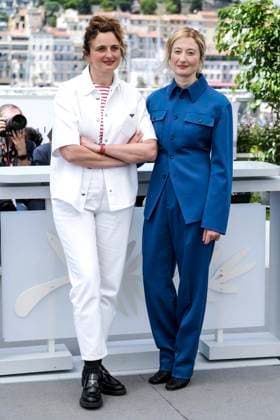 Alice Rohrwacher und Alba Rohrwacher beim Photocall zum Kinofilm La Chimera auf dem Festival de Cannes 2023 76. Internationale Filmfestspiele von Cannes am Palais des Festivals. Cannes, 27.05.2023