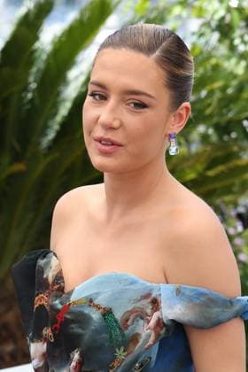76e Festival International du Film de Cannes. Photocall. 76th Cannes Film Festival. Photocall with cast of the film Elemental . Adele Exarchopoulos. 292714 2023-05-27 Cannes France  Copyright: xIsabellexVautierx xStarfacex STAR_292714_151