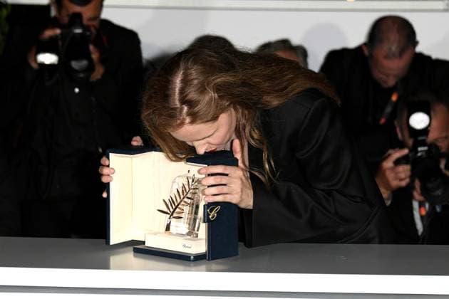 76th Cannes Film Festival 2023, Photocall Palmares. Pictured Justine Triet  Copyright: xAlbertoxTerenghix xipa-agency.nex xPoolxPhotoxEventsx01x IPA_IPA38278628