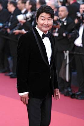 Song Kang-ho bei der Abschlussveranstaltung mit der Premiere des Animationsfilms Elemental auf dem Festival de Cannes 2023 76. Internationale Filmfestspiele von Cannes im Palais des Festivals. Cannes, 27.05.2023