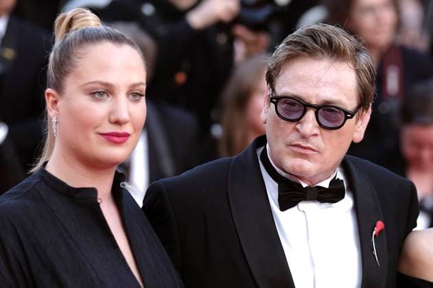 Benoit Magimel mit Ehefrau Margot Pelletier bei der Abschlussveranstaltung mit der Premiere des Animationsfilms Elemental auf dem Festival de Cannes 2023 76. Internationale Filmfestspiele von Cannes im Palais des Festivals. Cannes, 27.05.2023
