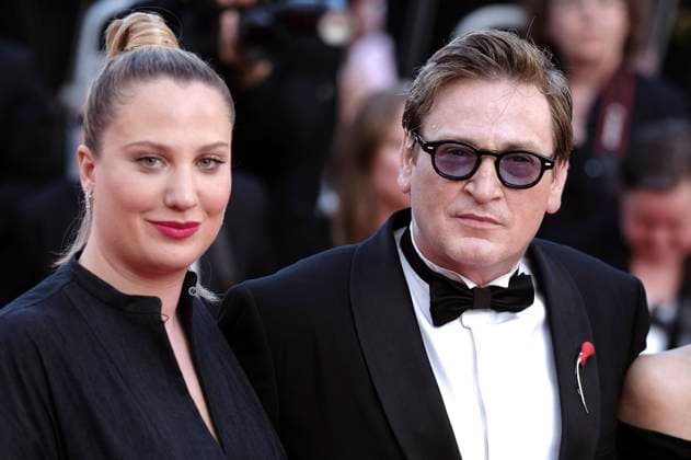 Benoit Magimel mit Ehefrau Margot Pelletier bei der Abschlussveranstaltung mit der Premiere des Animationsfilms Elemental auf dem Festival de Cannes 2023 76. Internationale Filmfestspiele von Cannes im Palais des Festivals. Cannes, 27.05.2023