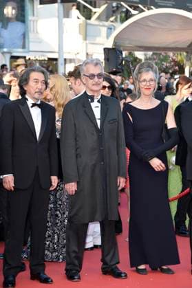 Wim Wenders und Donata Wenders bei der Elemental Premiere und Abschlussceremonie 76. Filmfestspiele in Cannes 27.05.2023