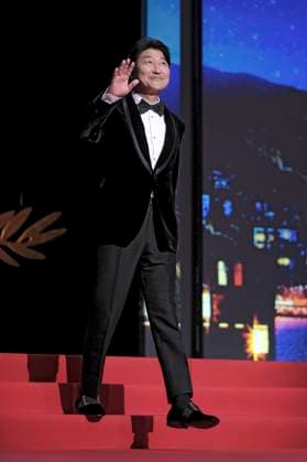 Song Kang-ho bei der Preisverleihung auf dem Festival de Cannes 2023 76. Internationale Filmfestspiele von Cannes am Palais des Festivals. Cannes, 27.05.2023