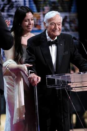 Roger Corman bei der Preisverleihung auf dem Festival de Cannes 2023 76. Internationale Filmfestspiele von Cannes am Palais des Festivals. Cannes, 27.05.2023