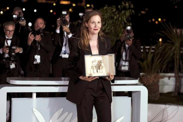 Justine Triet mit der Goldenen Palme für den besten Film Anatomie d™une chute beim Photocall mit den Preisträgern auf dem Festival de Cannes 2023 76. Internationale Filmfestspiele von Cannes am Palais des Festivals. Cannes, 27.05.2023