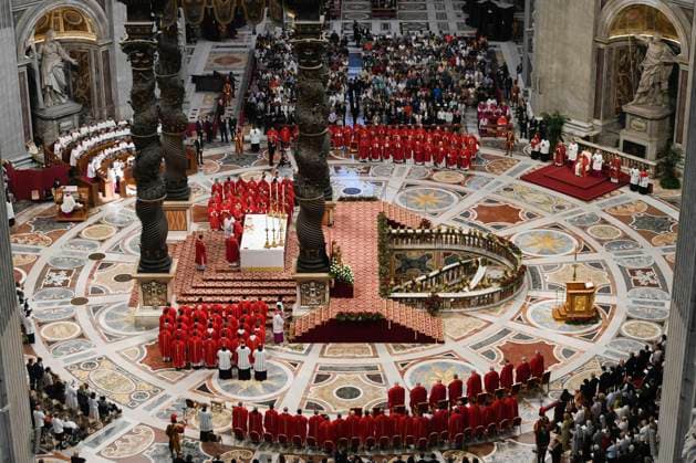 Bilder des Jahres 2023, News 05 Mai News Themen der Woche KW21 News Bilder des Tages Italy, Rome, Vatican, 2023 5 28. Pope Francis during a Pentecostal mass in St. Peter s Basilica at the Vatican Photograph by Vatican Media Catholic Press Photo . RESTRICTED TO EDITORIAL USE - NO MARKETING - NO ADVERTISING CAMPAIGNS.  Copyright: xVaticanxMedia cppx xipa-agency.nx xVaticanxMediax IPA_IPA38294251