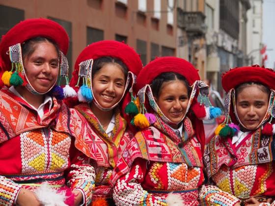News Themen der Woche KW21 News Bilder des Tages May 28, 2023, Lima, Lima, Peru: Cuzco girls in traditional costumes present when Peruvian Indigenous folk dancers and Andean devotees wearing traditional costumes took to the streets of Lima downtown again to celebrate the Pentecost day. Pentecost is the Christian feast of the fiftieth day of Easter time that sets the solemn culmination of Easter itself. Lima Peru - ZUMAg240 20230528_zip_g240_005 Copyright: xCarlosxGarciaxGranthonx