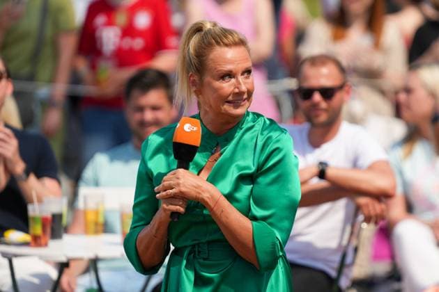 ZDF - Fernsehgarten Mainz Andrea Kiewel in der Unterhaltungsshow ZDF Fernsehgarten am 28.05.2023 in Mainz. Mainz ZDF Fernsehgarten Rheinland-Pfalz