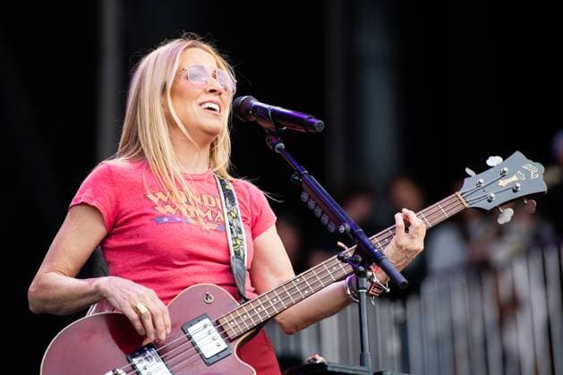 May 28, 2023, NAPA, CA, USA: Sheryl Crow performs on Day 3 of BottleRock Napa Valley Music Festival at Napa Valley Expo on May 28, 2023 in Napa, California. NAPA USA - ZUMAs181 20230528_zea_s181_183 Copyright: xChrisxTuitex
