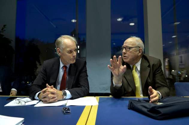 STOCKHOLM 20121123 Nils Daag, Sveriges representant i atomenergiorganet IAEA, här tillsammans med Hans Blix. Iran fortsätter bygga ut sitt atomenergiprogram trots Israels krigsmuller och USA:s president Barack Obamas vallöfte att hindra Iran att utveckla kärnvapen. Inför nya möten i december är läget lika last som nagonsin. STOCKHOLM SVERIGE x10010x *** STOCKHOLM 20121123 Nils Daag, Swedens representative at the IAEA, here with Hans Blix Iran continues to expand its nuclear energy program despite Israels war noise and US President Barack Obamas election promise to prevent Iran from developing nuclear weapons Ahead of new meetings in December, the situation is as bad as ever STOCKHOLM SWEDEN x10010x  Copyright: xJANERIKxHENRIKSSONx xTTx Iran-uran