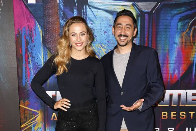 Entertainment Themen der Woche KW22 Entertainment Bilder des Tages Sophia Floersch und Eko Fresh beim Premieren Screening vom Kinofilm Transformers : Aufstieg der Bestien am 30.05.2023 in Berlin Transformers Premieren Screening in Berlin *** Sophia Floersch and Eko Fresh at the premiere screening of the movie Transformers Rise of the Beasts on 30 05 2023 in Berlin Transformers premiere screening in Berlin 