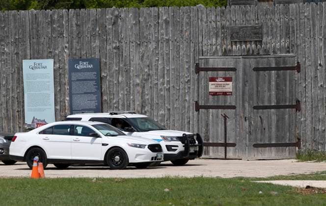 May 31, 2023, Winnipeg, MB, CANADA: Police vehicles are shown outside Fort Gibraltar in Winnipeg, Wednesday, May 31, 2023. Seventeen schoolchildren and one adult were taken to hospital after a fall Wednesday at the popular tourist attraction. Winnipeg CANADA  - ZUMAc35_ 20230531_zaf_c35_117 Copyright: xJohnxWoodsx