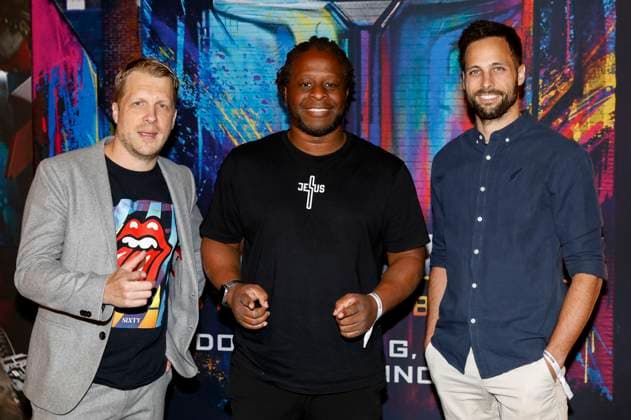 Entertainment Themen der Woche KW22 Entertainment Bilder des Tages Oliver Pocher, Mola Adebisi und Gast beim Special Screening des Kinofilms Transformers: Aufstieg der Bestien Transformers: Rise of the Beasts im Filmpalast. Köln, 01.06.2023 *** Oliver Pocher, Mola Adebisi and guest at the special screening of the theatrical film Transformers Rise of the Beasts at the Filmpalast Cologne, 01 06 2023 Foto:xR.xSchmiegeltx xFuturexImage