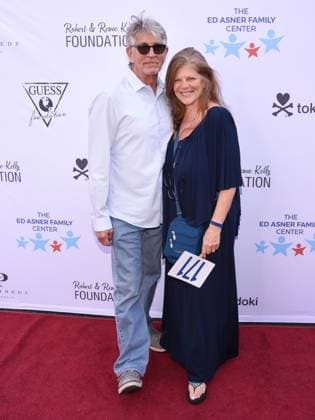 Entertainment Themen der Woche KW22 Entertainment Bilder des Tages June 3, 2023, Studio City, California, USA: Eric Roberts and Eliza Roberts attend the 11th annuel Ed Asner & Friends Celebrity Poker Night. Studio City USA - ZUMAb173 20230603_zap_b173_038 Copyright: xBillyxBennightx