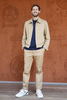 Victor Belmondo CELEBRITES : Roland-Garros 2023 - Paris - 06 06 2023 MichaelBaucher Panoramic 