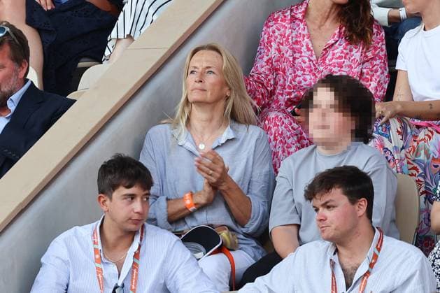 Roland Garros 2023 - Celebrities In The Stands - Day 10 NB Estelle Lefebure in the stands during French Open Roland Garros 2023 on June 06, 2023 in Paris, France. Photo by Nasser Berzane ABACAPRESS.COM Paris France  Copyright: xBerzanexNasser ABACAx 856021_003 BerzanexNasser ABACAx 856021_003