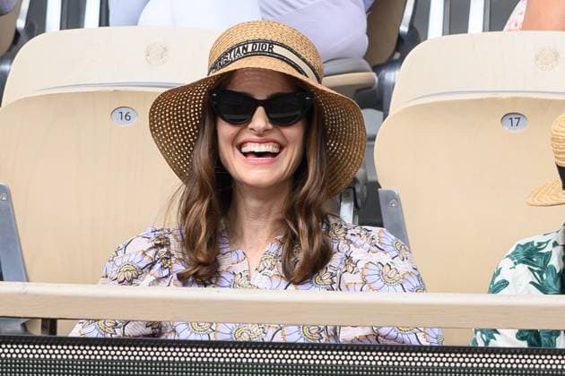 French Open - Natalie Portman In The Stands Natalie Portman attends the 2023 French Open at Roland Garros on June 7, 2023 in Paris, France. Photo by ABACAPRESS.COM Paris France  Copyright: xABACAx 856145_008 ABACAx 856145_008