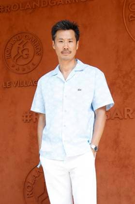 FrÃ dÃ ric Chau CELEBRITES : Roland-Garros 2023 - Paris - 08 06 2023 MichaelBaucher Panoramic 