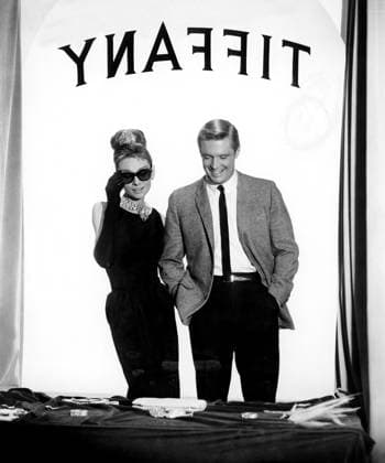 BREAKFAST AT TIFFANY S, from left, Audrey Hepburn, George Peppard, 1961MBDBRAT EC150 PUBLICATIONXNOTxINxCANxCHNxFRAxITAxJPNxNORxPOLxRUSxESPxUKxUSA Copyright: xx MBDBRAT EC150