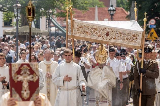 News Bilder des Tages June 8, 2023, Wroclaw, Poland: 08 Jun 2023 Wroclaw, Poland. Corpus Christi procession. Wroclaw Poland - ZUMAk137 20230608_zap_k137_009 Copyright: xKrzysztofxKaniewskix