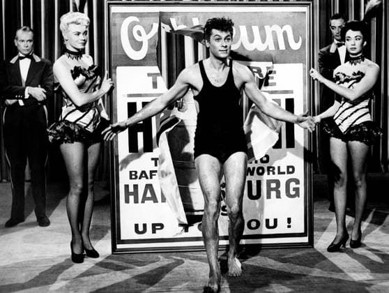 HOUDINI, Tony Curtis, 1953MBDHOUD EC028 PUBLICATIONXNOTxINxCANxCHNxFRAxITAxJPNxNORxPOLxRUSxESPxUKxUSA Copyright: xx MBDHOUD EC028