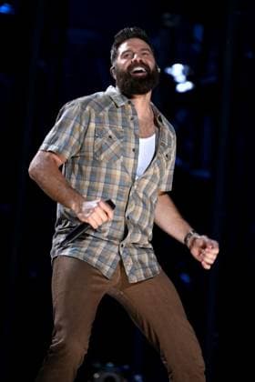 08 June 2023 - Nashville, Tennessee - Jordan Davis. 2023 CMA Music Fest Nightly Concert held at Nissan Stadium. Photo Credit: Dara-Michelle Farr AdMedia 293217 2023-06-08 Tennessee Nashville Etats-Unis  Copyright: xAdMediax STAR_293217_045