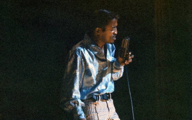 Sammy Davis Jr., performing, circa 1970s Photo: Oscar Abolafia Everett Collection (SAMMYDAVIS3)OSAB001 J4205 PUBLICATIONXNOTxINxCANxCHNxFRAxITAxJPNxNORxPOLxRUSxESPxUKxUSA Copyright: xx OSAB001 J4205