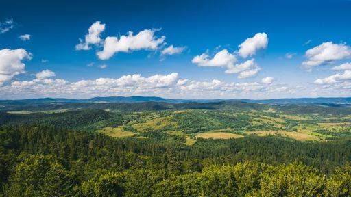 An aerial view of Bieszczady mountains on a sunny summer day in Poland *** An&Verkauf aerial Ansicht des Bieszczady Gebirge am einer sonnig Sommer Tag ÊIn Polen 9600566 RECORD DATE NOT STATED