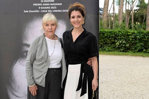 Sagitta Alter und Carlotta Proietti bei der 9. Verleihung des Premio Anna Magnani 2023 im Casa del Cinema Villa Borghese. Rom, 09.06.2023