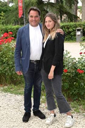 Saverio Vallone mit Tochter Caterina Vallone bei der 9. Verleihung des Premio Anna Magnani 2023 im Casa del Cinema Villa Borghese. Rom, 09.06.2023