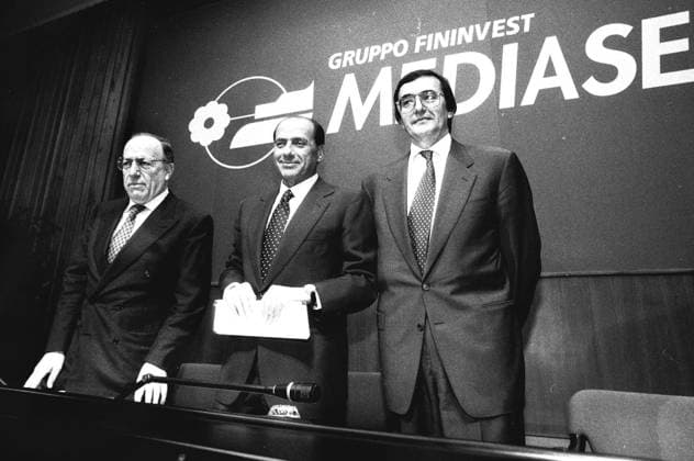 TO ASSOLOMBARDA SILVIO BERLUSCONI AND FEDELE CONFALONIERI FOR SALE OF MEDIASET WITH LIVOLSI UBOLDO (MILAN - 1995-07-20, Giuseppe Aresu) ps the photo can be used in respect of the context in which it was taken, and without the defamatory intent of the decoration of the people represented Editorial Usage Only  Copyright: xGiuseppexAresux xIPAx Agenzia_Fotogramma_FGR3800356
