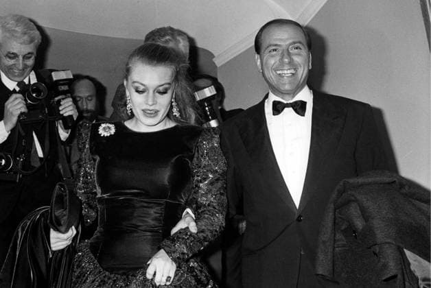SILVIO BERLUSCONI AND VERONICA LARIO (MILAN - 1987-12-07, Agi) ps the photo can be used in respect of the context in which it was taken, and without defamatory intent of the decorum of the people represented Editorial Usage Only  Copyright: xAgix xIPAx Agenzia_Fotogramma_FGR3800362