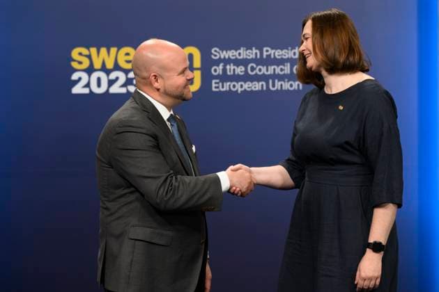 STOCKHOLM 20230613 Swedish Minister for Rural Affairs Peter Kullgren welcomes Claudia Müller, Parliamentary State Secretary to the Federal Minister of Food and Agriculture (Germany), to the EU Informal meeting of agriculture ministers, in Stockholm, Sweden, on June 13, 2023. STOCKHOLM SWEDEN x10060x *** STOCKHOLM 20230613 Swedish Minister for Rural Affairs Peter Kullgren welcomes Claudia Müller, Parliamentary State Secretary to the Federal Minister of Food and Agriculture Germany , to the EU Informal meeting of agriculture ministers, in Stockholm, Sweden, on June 13, 2023 STOCKHOLM SWEDEN x10060x  Copyright: xHenrikxMontgomery TTx SWEDEN INFORMAL MEETING OF AGRICULTURE MINISTERS TTABB0000000000194149