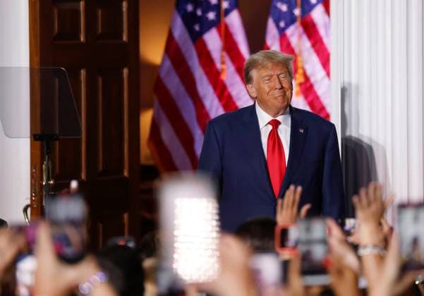 News Themen der Woche KW24 News Bilder des Tages Former President Donald Trump arrives to speak at Trump National Golf Club Bedminster after earlier in the day appearing at Miami federal courthouse facing 37 federal charges involving the handling of classified documents on Tuesday, June 13, 2023 in Bedminster, New Jersey. Trump today plead not guilty to 37 charges related to alleged mishandling of classified documents.  NYP20230613109 JOHNxANGELILLO