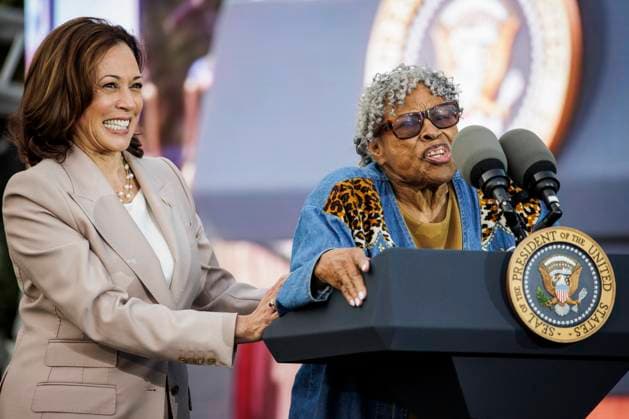 DC: President Biden Hosts a Juneteenth Concert on the South Lawn Opal Lee, also known as the Grandmother of Juneteenth, speaks alongside Vice President Kamala Harris during a Juneteenth concert on the South Lawn of the White House on June 13, 2023 in Washington, D.C. Juneteenth celebrates the emancipation of enslaved African Americans on June 19th and was declared a federal holiday in 2021 by President Joe Biden. (Photo by Samuel Corum Pool ABACAPRESS.COM) Washington The White House DC United States  Copyright: xPool ABACAx 856900_016 Pool ABACAx 856900_016