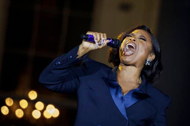 DC: President Biden Hosts a Juneteenth Concert on the South Lawn US singer Jennifer Hudson performs during a Juneteenth concert on the South Lawn of the White House on June 13, 2023 in Washington, D.C. Juneteenth celebrates the emancipation of enslaved African Americans on June 19th and was declared a federal holiday in 2021 by President Joe Biden. (Photo by Samuel Corum Pool ABACAPRESS.COM) Washington The White House DC United States  Copyright: xPool ABACAx 856900_060 Pool ABACAx 856900_060