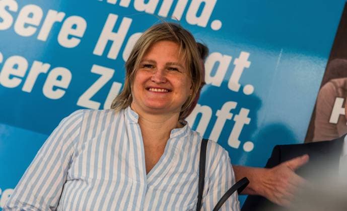 June 13, 2023, Munich, Bavaria, Germany: After months of controversy, various far- to extreme-right, Reichsbuerger, and conservative groups assembled in front of the Munich Stadtbibliothek in Bogenhausen to protest against the draq queen storytime event with Vicky Voyage and Eric Big Clit. Analysts and critics maintain that the protests are extensions of the 80s Satanic Panic, as well as QAnon given a new lease on life under the motto of Ã¢â‚¬oeleave the children aloneÃ¢â‚¬Â. Critics have also maintained that such storytime events do not lead to early sexualization or the creation of new transsexual children as protestors openly believe. Analysts see a startling radicalization of conservatives and extremists under this movement that they - ZUMAb160 20230613_zbp_b160_055 Copyright: xSachellexBabbarx