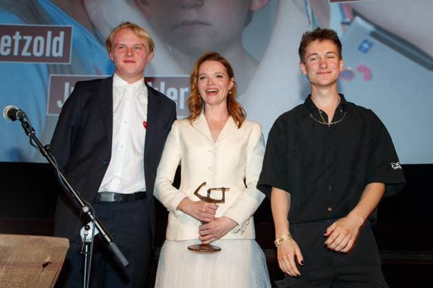 Award - Ernst-Lubitsch-Preis 2023 Anton Petzold, Karoline Herfurth und Juri Winkler beim Ernst-Lubitsch-Preis 2023 in der Astor Film Lounge am 14.06.2023 in Berlin. Copyright: xEventpressxKochanx