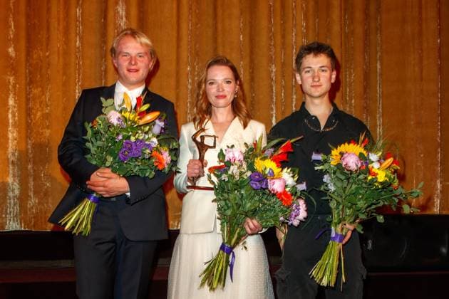 Award - Ernst-Lubitsch-Preis 2023 Anton Petzold, Karoline Herfurth und Juri Winkler beim Ernst-Lubitsch-Preis 2023 in der Astor Film Lounge am 14.06.2023 in Berlin. Copyright: xEventpressxKochanx