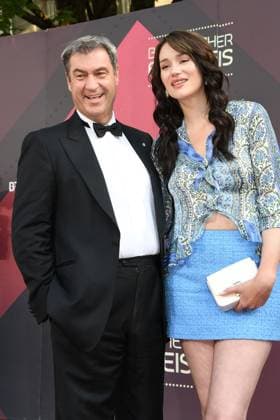 Markus Soeder und seine Tochter Gloria Sophie Burkandt bei der Verleihung Bayerischer Filmpreis am 16.06.2023 im Prinzregententheater in Muenchen Bayerischer Filmpreis 2023 in Muenchen