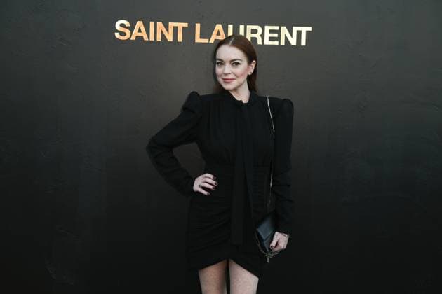 PFW - Saint Laurent Fashion show - photocall Lindsay Lohan attends the Saint Laurent show as part of the Paris Fashion Week Womenswear Spring Summer 2019 at Trocadero on September 25, 2018 in Paris, France. Photo by Laurent Zabulon ABACAPRESS.COM  Copyright: xZabulonxLaurent ABACAx 652860_112 ZabulonxLaurent ABACAx 652860_112